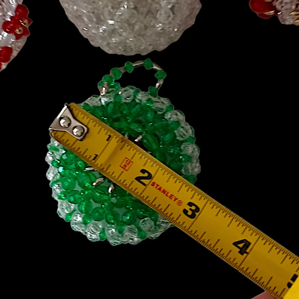 12 Vtg Acrylic Beaded Christmas Ornaments‎ Diorama With Figures Kitschy Pushpin